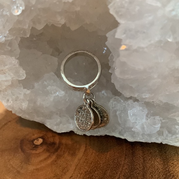 Sterling Silver Trinity Ring.  Says God on 1 side..Father, Son, HolySpirit other - Picture 3 of 5